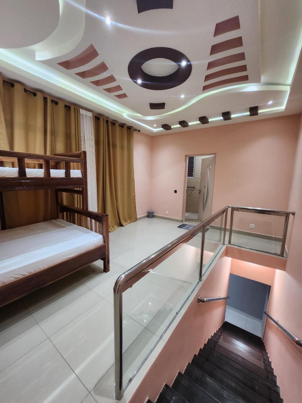 Ocean Heaven Hotel Mahajanga Exterior photo